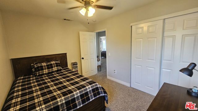 7024 Laurel Place, Highland CA: https://media.crmls.org/mediaz/4aa1f34d-9b9a-45a3-a175-4e320724feb9.jpg