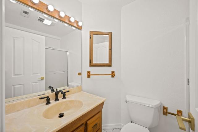 6607 Arlington Drive, Pleasanton CA: https://media.crmls.org/mediaz/4aa2094f-3f5d-482a-af57-02c1d7e45fc6.jpg