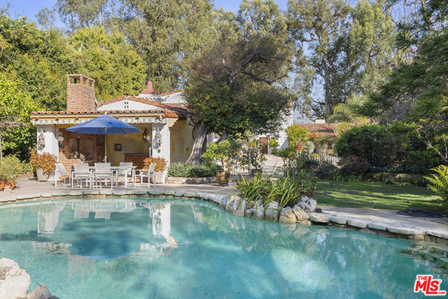 Drew Fenton | 334 N Carmelina Avenue Los Angeles CA | MLS: 7014320