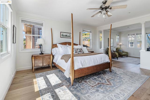 104 Seacliff Court, Richmond CA: https://media.crmls.org/mediaz/4aa390ba-bd31-427e-90e6-18c3fc267d40.jpg