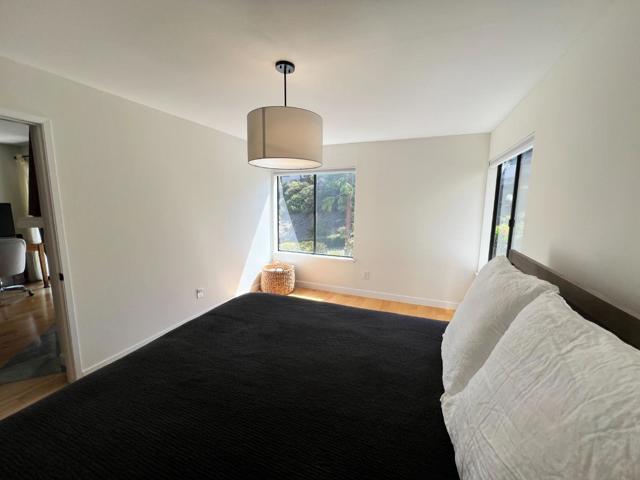 Image 19 of 32 For 805 Via Casitas