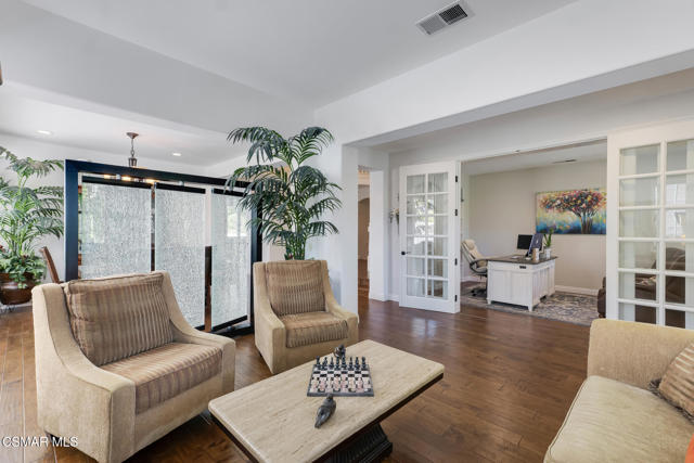 Image 4 of 79 For 4347 Via Entrada