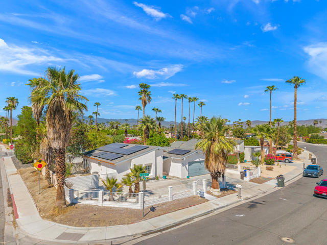 891 El Placer Road, Palm Springs, CA 92264