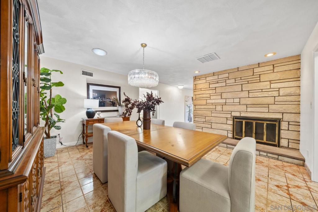 1261 Catalina - photo 13