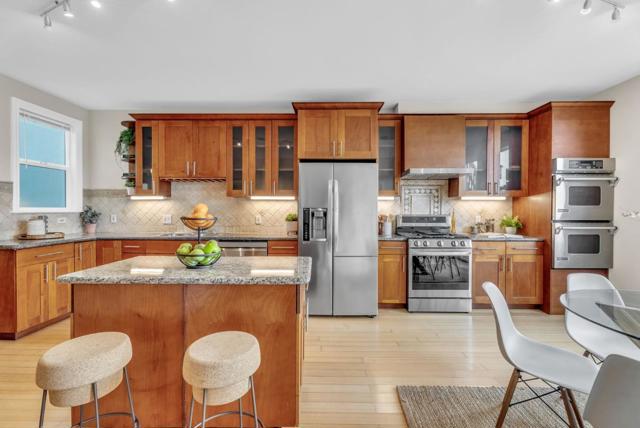 1851 21st Avenue, San Francisco CA: https://media.crmls.org/mediaz/4aa4d692-e5d6-4bf9-a246-0c2a7ac15ef6.jpg