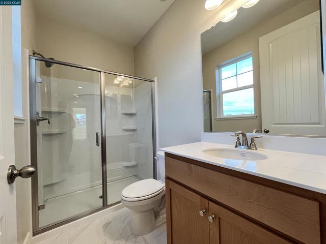 297 Eagle Nest Drive, Oakley CA: https://media.crmls.org/mediaz/4aa63af6-6f34-4b52-8963-a2bb8c522a05.jpg