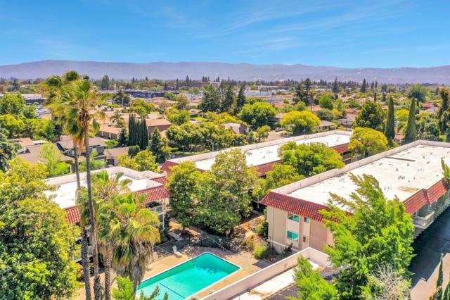223 Kiely Boulevard, Santa Clara CA: https://media.crmls.org/mediaz/4aa6f7ac-d3c4-45c6-9af9-b61b0e775ded.jpg