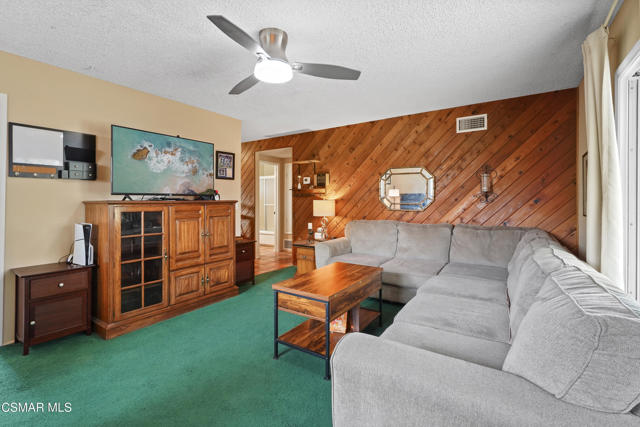 236 Granada Street, Camarillo CA: https://media.crmls.org/mediaz/4aa7c05b-df77-4837-b328-9d511629f28b.jpg