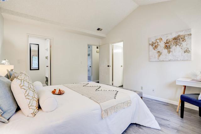 Image 14 of 50 For 6047 Joaquin Murieta Ave  F