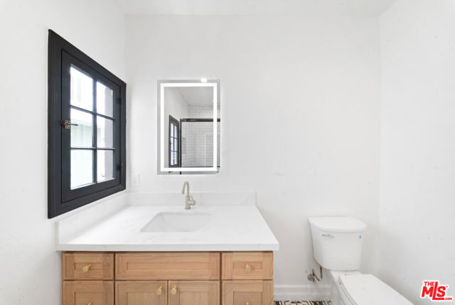 1005 Genesse, West Hollywood CA: https://media.crmls.org/mediaz/4aa8ce77-34f4-4729-9d02-fc5ceadbb5fe.jpg