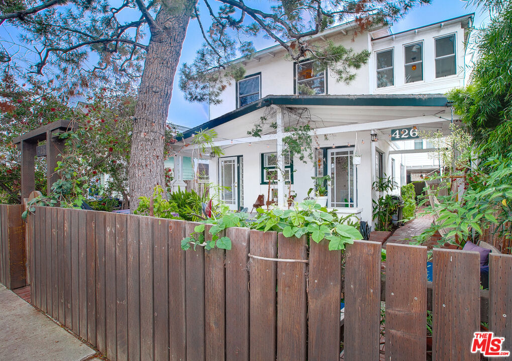 426 RIALTO Avenue #D