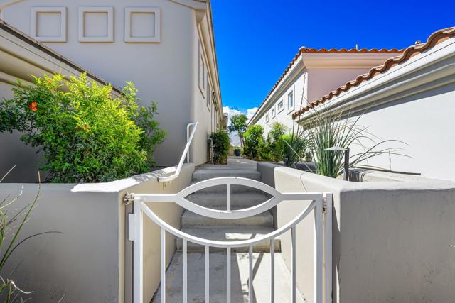 78071 Calle Norte, La Quinta CA: https://media.crmls.org/mediaz/4aa9476f-e46b-4457-9356-7d2a041b4353.jpg