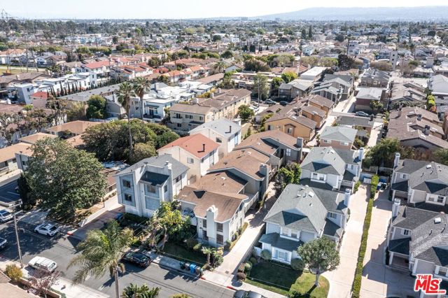 2408 CARNEGIE Lane, Redondo Beach, California 90278, 3 Bedrooms Bedrooms, ,3 BathroomsBathrooms,Residential,Sold,CARNEGIE,22129481