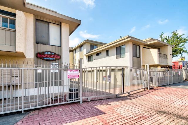 3215 Midway, San Diego, California 92110, 2 Bedrooms Bedrooms, ,2 BathroomsBathrooms,Residential rental,For Sale,Midway,NDP2305135