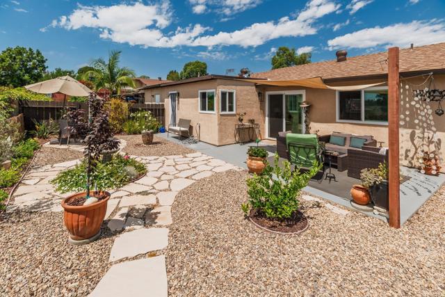 Detail Gallery Image 16 of 20 For 4543 Beverly Glen Dr, Oceanside,  CA 92056 - 2 Beds | 1 Baths