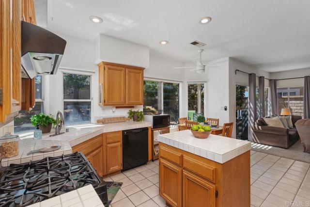 534 S Eveningsong Lane, Anaheim CA: https://media.crmls.org/mediaz/4aad4a1d-3863-47b3-8762-d71b1a3ea0bc.jpg