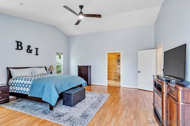 22318 Casa De Carol, Ramona CA: https://media.crmls.org/mediaz/4aae5fe2-6968-459e-a0e7-483532eff868.jpg