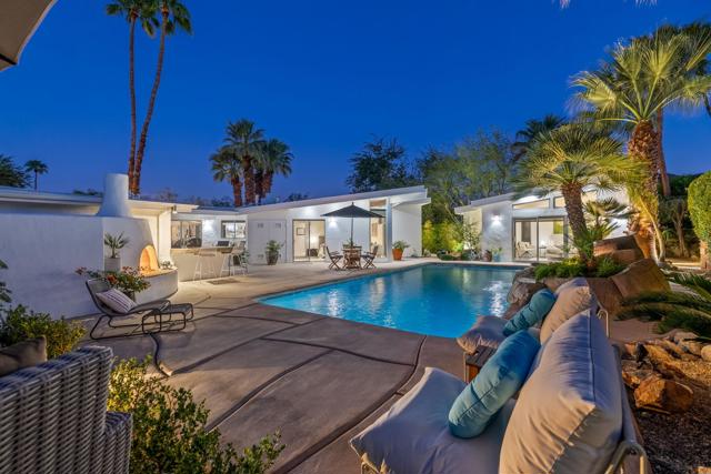 71653 Mirage Road, Rancho Mirage CA: https://media.crmls.org/mediaz/4aaefb96-a4bf-467f-af6e-a6c743de14e8.jpg