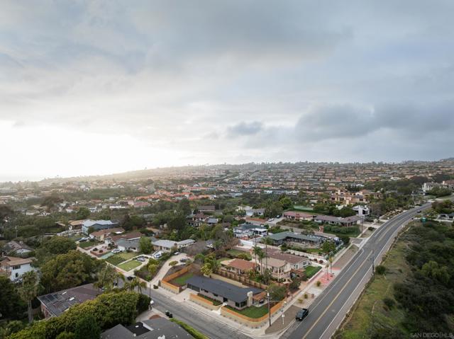 1776 Archer St, San Diego CA: https://media.crmls.org/mediaz/4aafae8b-b472-4b7b-a0f1-efcb04ae96de.jpg