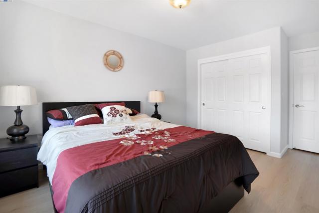 16935 Sugar Pine Dr, Morgan Hill CA: https://media.crmls.org/mediaz/4aafd719-a75c-433d-a74c-dab5dba147d3.jpg
