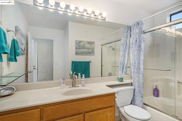 2013 Sand Point Rd, Discovery Bay CA: https://media.crmls.org/mediaz/4ab06a1d-796e-483c-abcf-f514366276c9.jpg