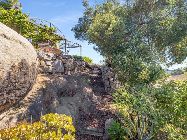 Detail Gallery Image 12 of 39 For 3020 Lynn Ln, San Marcos,  CA 92069 - – Beds | – Baths