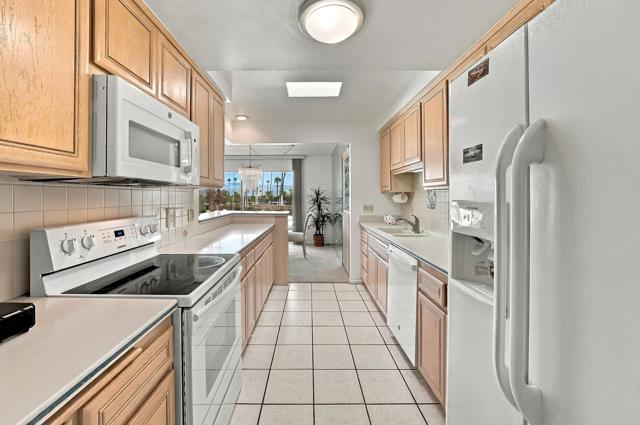 73358 Grapevine Lane, Palm Desert, CA 92260
