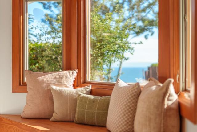 325 Kingsbury Drive, Aptos CA: https://media.crmls.org/mediaz/4ab29ce4-daf9-4925-b869-e5509c6d58d6.jpg