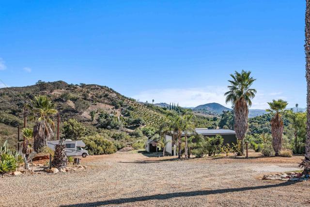 11270 San Luis Rey Dr, Valley Center CA: https://media.crmls.org/mediaz/4ab2e207-c298-42e8-9128-2b7e380b2afe.jpg