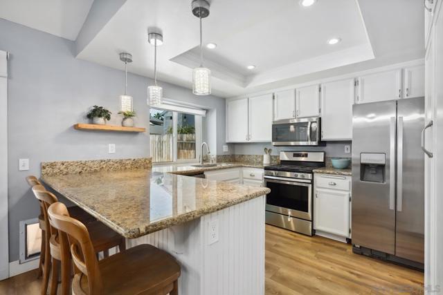 1683 Mustang Way, Oceanside CA: https://media.crmls.org/mediaz/4ab5014d-5092-4cc6-8cef-dcd5a7c20210.jpg