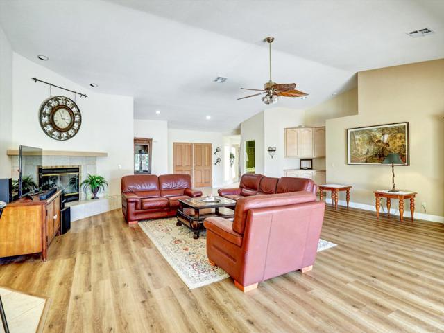 64122 Doral Drive, Desert Hot Springs CA: https://media.crmls.org/mediaz/4ab59014-18f2-4750-ae79-f2132dc241ca.jpg