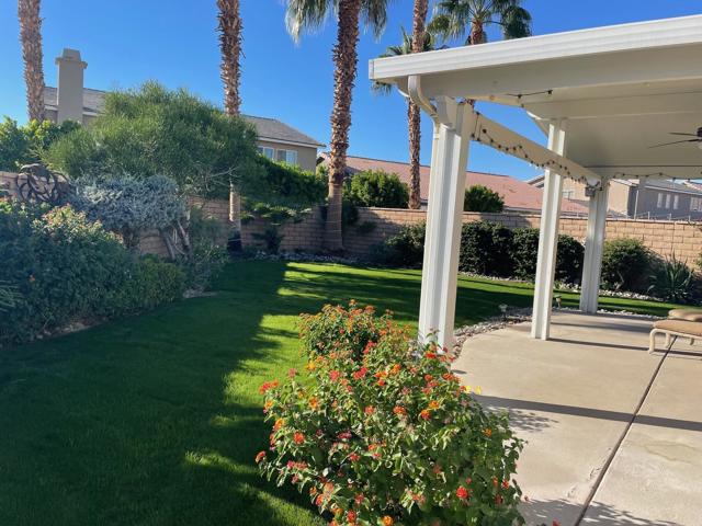 79879 Coatbridge Court, Indio CA: https://media.crmls.org/mediaz/4ab622b3-1e79-451e-87c7-b88553c521fe.jpg