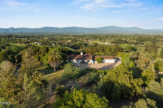 1270 Dove Meadow Road, Solvang CA: https://media.crmls.org/mediaz/4ab6a00f-4bdd-4be7-ac46-0f86b2c37391.jpg