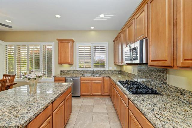 81435 Camino Sevilla, Indio CA: https://media.crmls.org/mediaz/4ab75f73-dd45-4b9c-bd09-6b4f03bc1b11.jpg