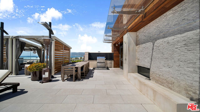 Image 51 of 60 For 1755 Ocean Avenue 303