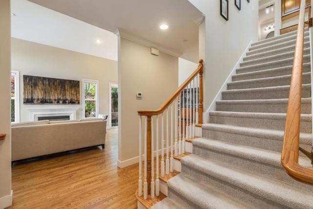 992 Lakeview Way, Redwood City CA: https://media.crmls.org/mediaz/4ab94762-5f9c-43a2-a9da-62933d270aa2.jpg