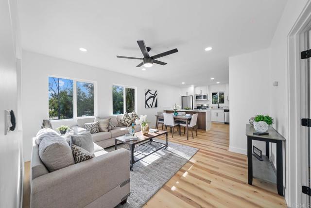 Image 6 of 51 For 11564 Manzanita Road