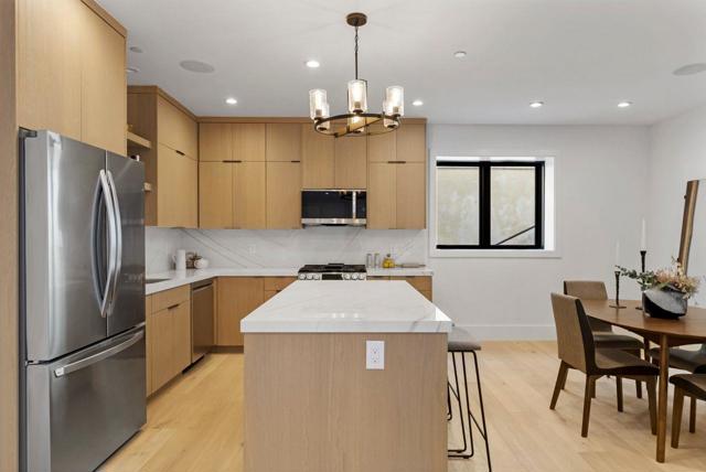 18071 Saratoga Los Gatos Road, Monte Sereno CA: https://media.crmls.org/mediaz/4aba1626-701c-4a34-96c9-96f73302993c.jpg