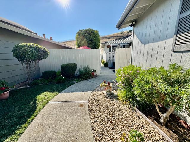 236 Mountain Springs Drive, San Jose CA: https://media.crmls.org/mediaz/4aba47b9-fb34-4622-94a7-02144d78f4b9.jpg