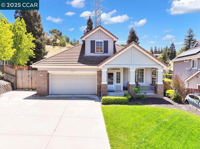 7016 Molluk Way, Clayton CA: https://media.crmls.org/mediaz/4aba73a6-616b-4d4a-8218-11caffd0d5e2.jpg