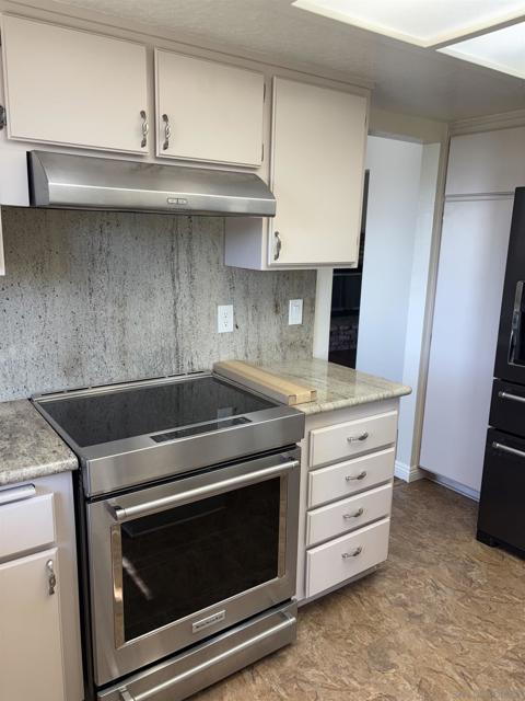 6702 Rainbow Hts. Rd.,  CA: https://media.crmls.org/mediaz/4abc51d7-f37e-4831-b45b-250a73876111.jpg