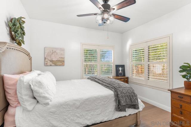 1195 Via Encinos, Fallbrook CA: https://media.crmls.org/mediaz/4abcae2d-56a9-4271-8ad8-611b392cba23.jpg