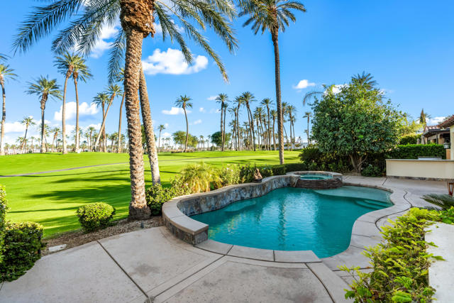 56648 Palms Drive, La Quinta CA: https://media.crmls.org/mediaz/4abcb552-5a45-4a88-95b1-8023abeacf63.jpg