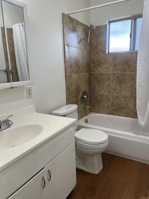 7555 Linda Vista, San Diego CA: https://media.crmls.org/mediaz/4abd6908-f8cd-4e4a-b7d8-d14dd9f1507a.jpg