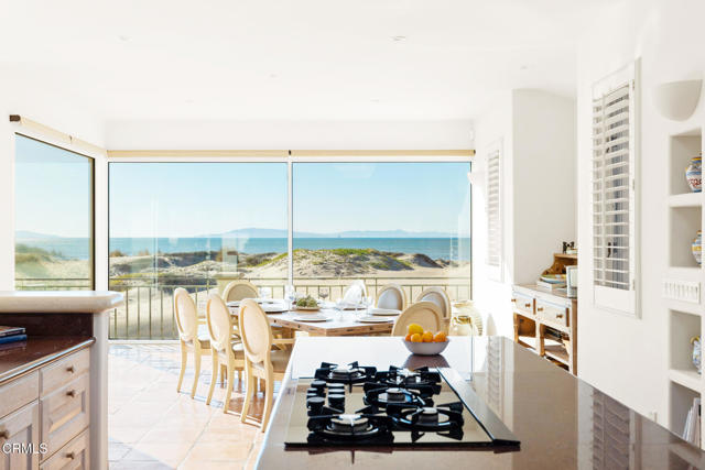 1571 Mandalay Beach Road, Oxnard CA: https://media.crmls.org/mediaz/4abe6ef1-99bb-4fb8-b431-fc4c8746afde.jpg