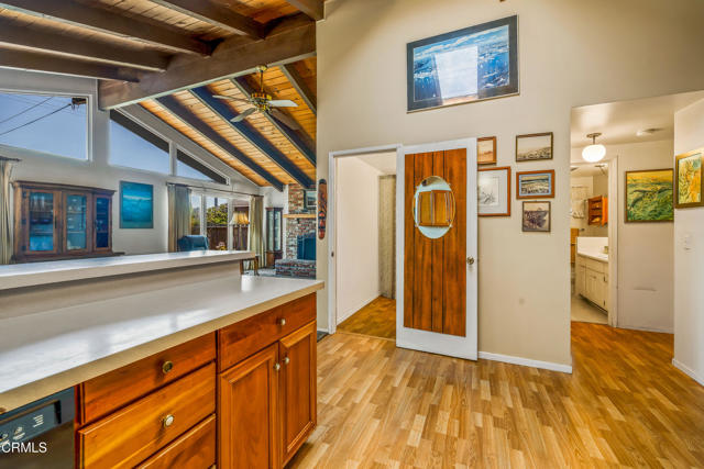 Detail Gallery Image 10 of 21 For 215 S Sanderson Way, Fort Bragg,  CA 95437 - 3 Beds | 1/1 Baths