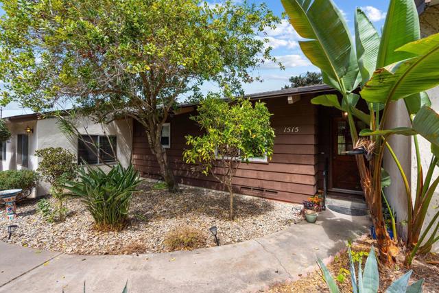 1515 San Dieguito Dr, Del Mar CA: https://media.crmls.org/mediaz/4ac0a19e-c6a7-4c64-93ae-dd5e78af73d4.jpg