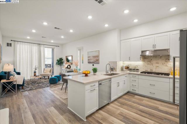 Image 3 of 52 For 45378 Tom Blalock St  202