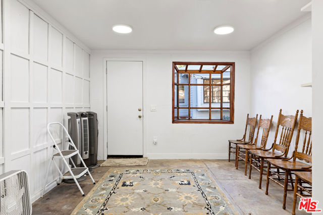 912 Victoria Avenue photo 42
