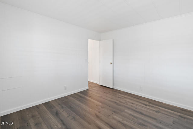 262 Gershwin Lane, Ventura CA: https://media.crmls.org/mediaz/4ac31697-1f48-4190-88b6-5325b6c4def1.jpg